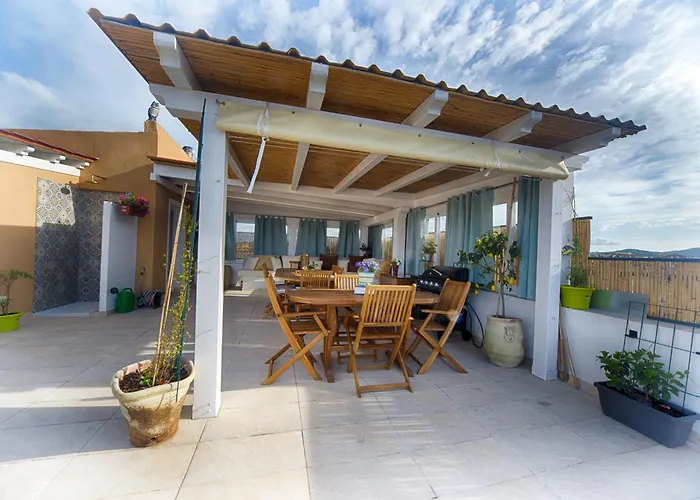 Terrace Center Гостевой дом 3*