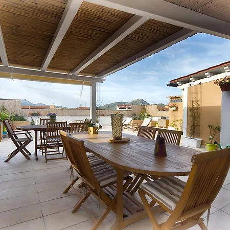 Terrace Center بيت ضيافة